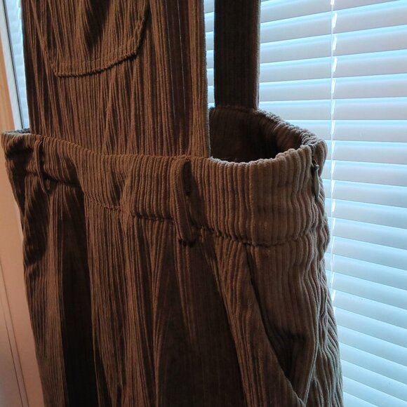 Cider 💚 Womens Adorable Olive Green Corduroy Wide Leg Overalls 💚 - Picture 14 of 16